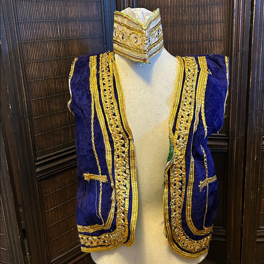 VTG 60s 70s Purple & Gold Embellished Vest Fez Hat Sultan Genie Aladdin Costume